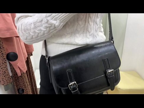 ❤️ Vieša jaunos kalės FeralBerry masturbacija su dildo aprangos kambaryje ❌ Porno prie lt.courseclass.ru ❌️