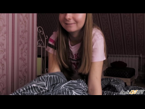 ❤️ Blondinė giliai čiulpia savo BFF ir gauna spermos į burną ❌ Porno prie lt.courseclass.ru ❌️